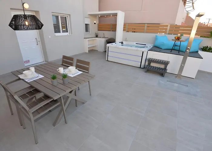 Villa Kameiros Treasure Kalavárda